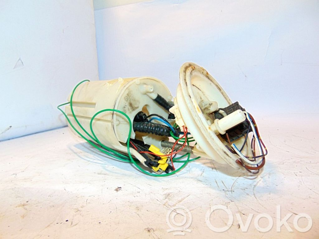 BMW 5 E60 E61 Bomba interna de combustible 