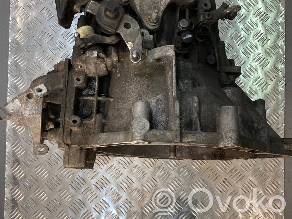 Citroen Jumpy Manuaalinen 6-portainen vaihdelaatikko 