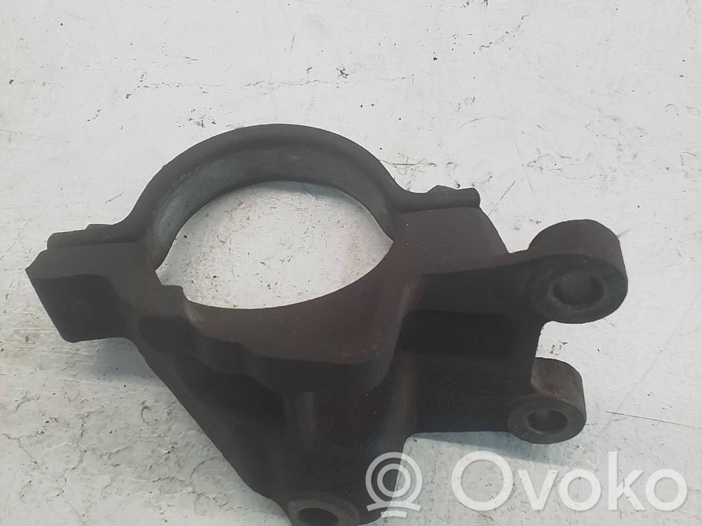 Ford Fiesta Pusašio pakabinamo guolio kronšteinas 