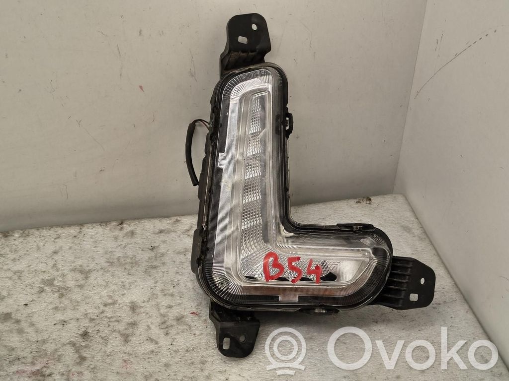 Maxus e-Deliver 3 LED Daytime headlight 
