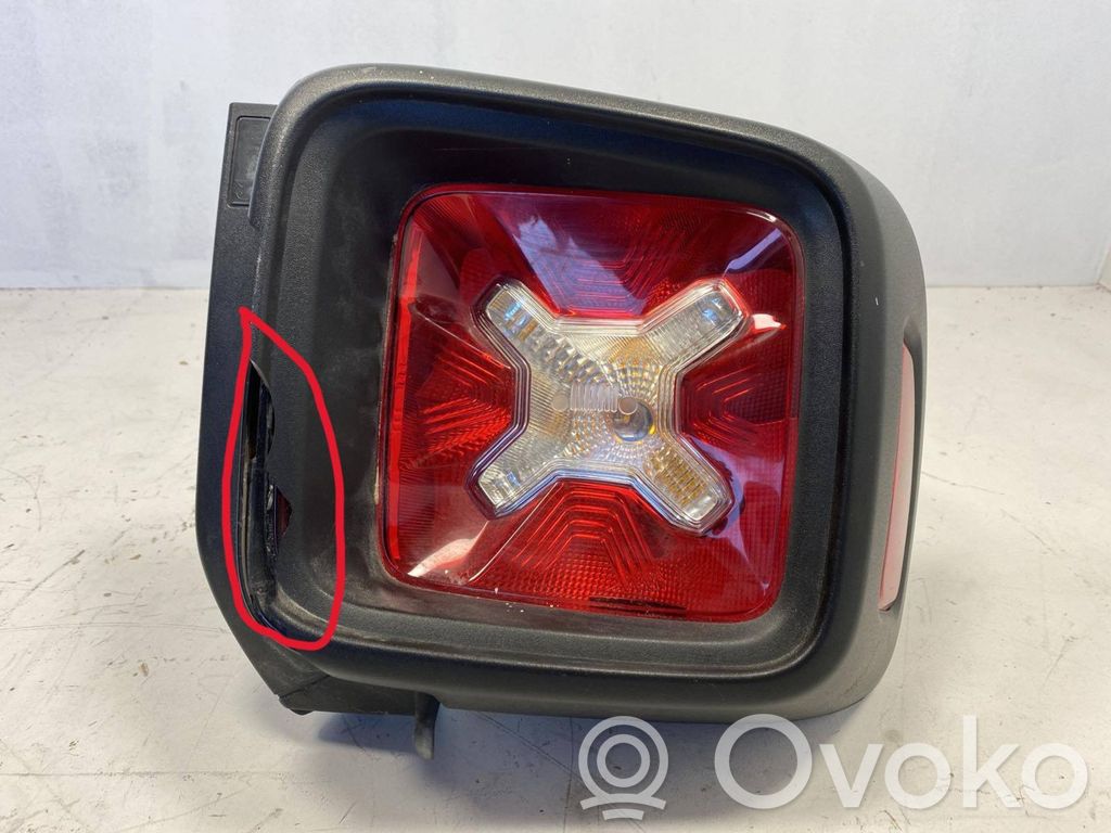 Jeep Renegade Lampa tylna 