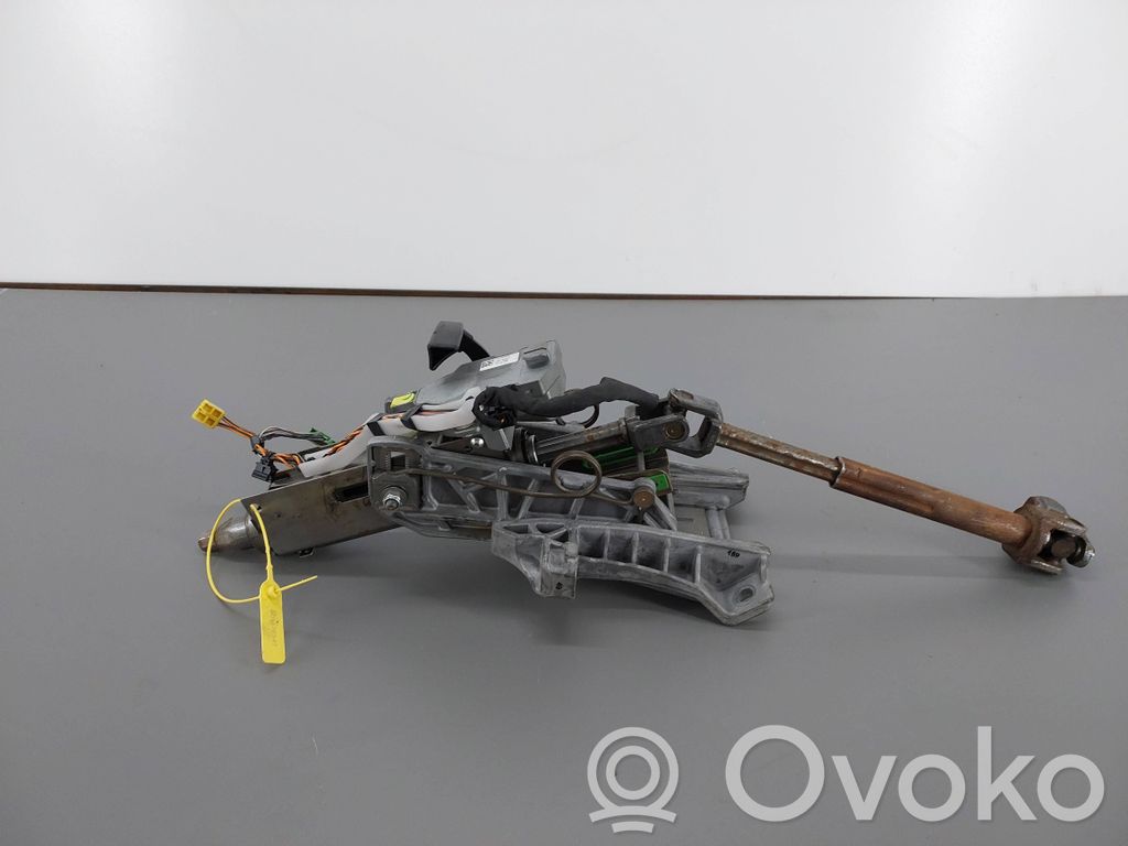 Volvo V50 Ohjauspyörän akseli 