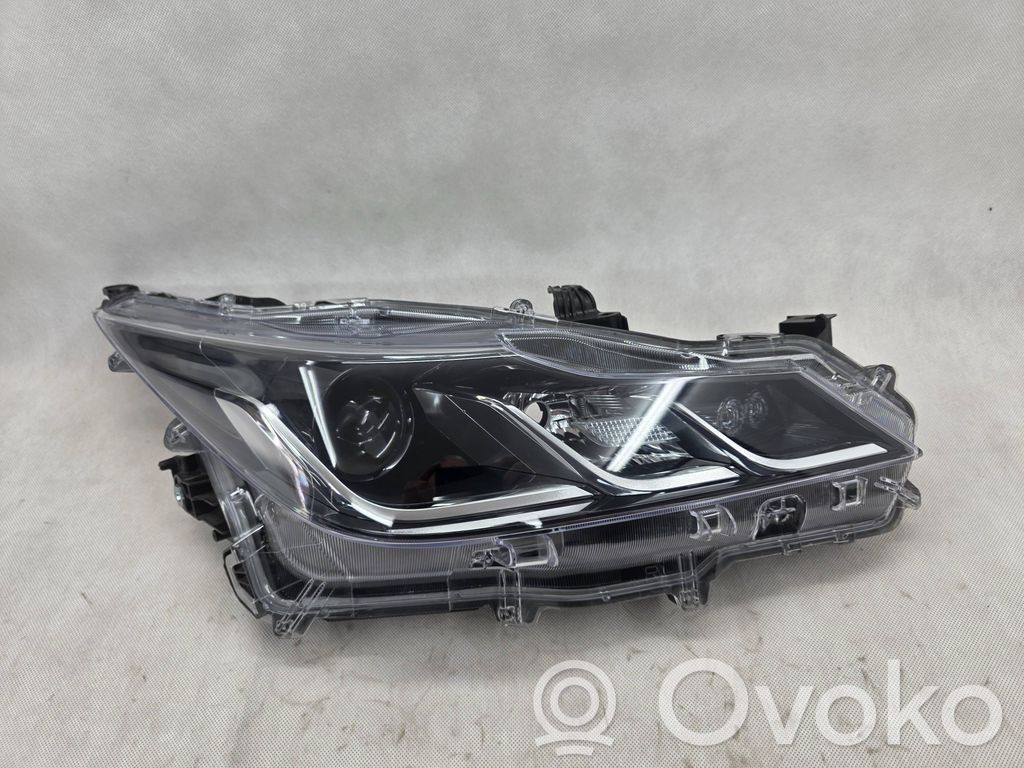 Priekšējais lukturis   8111002T3100