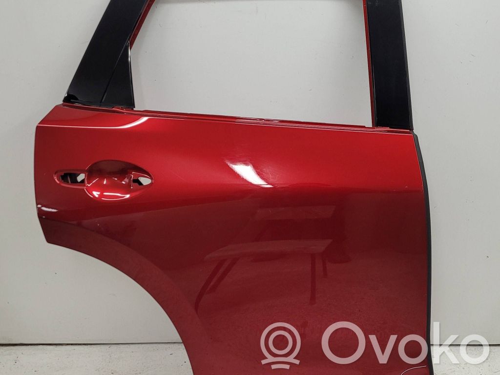 Aizmugurējās durvis   KB7W72010