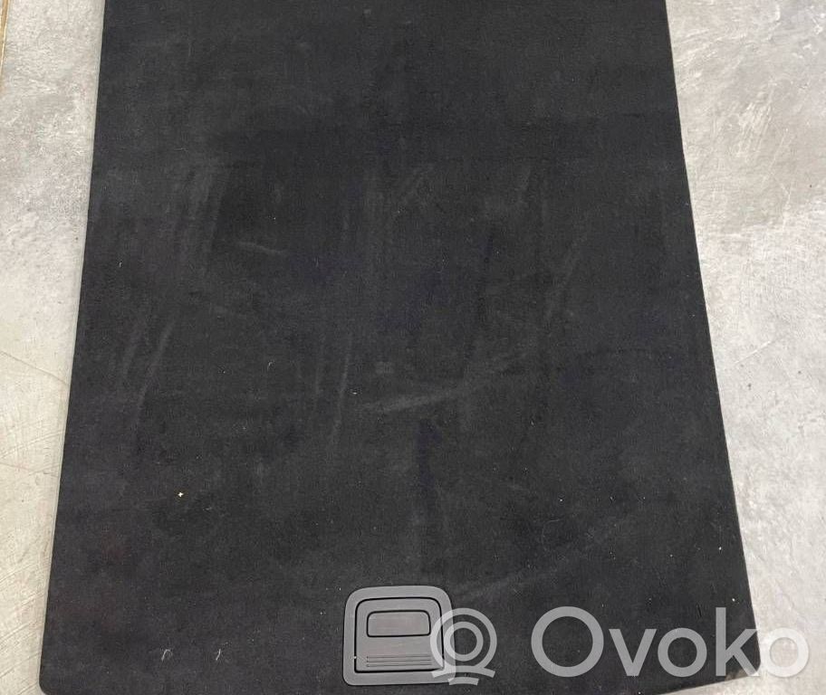 Audi A5 Revestimiento de alfombra del suelo del maletero/compartimento de carga 