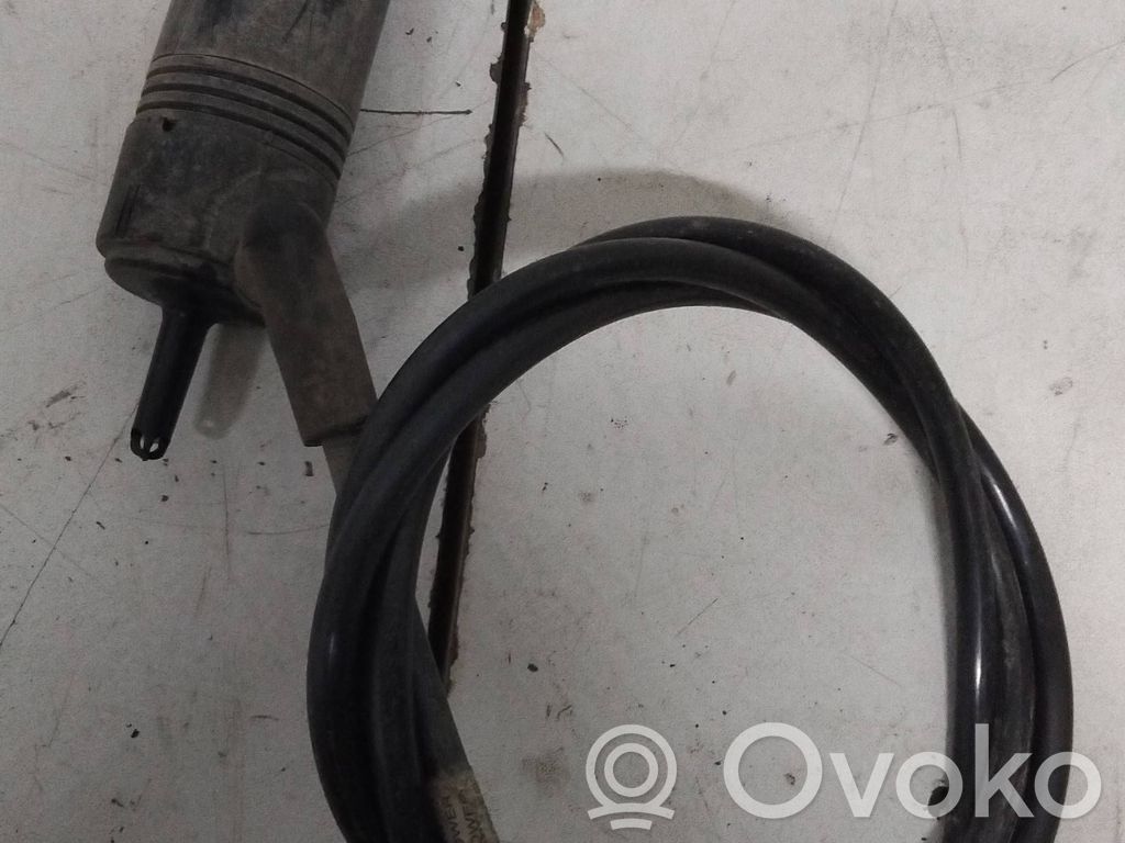 Cadillac SRX Windscreen/windshield washer pump 