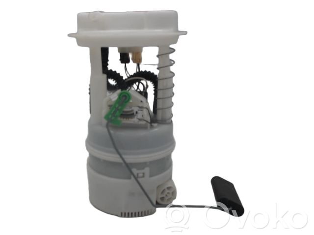 Bomba interna de combustible   8200368239,1001588SX,347132,519700000135,72401,7507028,77028,8200368239,E10645M,QFP973,WG1012995
