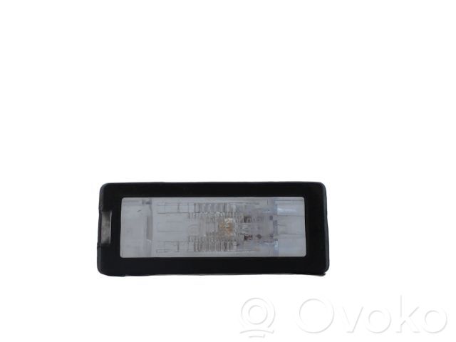 Éclairage de plaque d'immatriculation   8200013577,150387009,715105110000,8200013577,8200013577F
