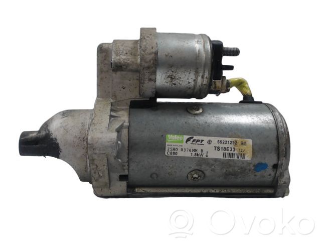Opel Corsa D Starteris 