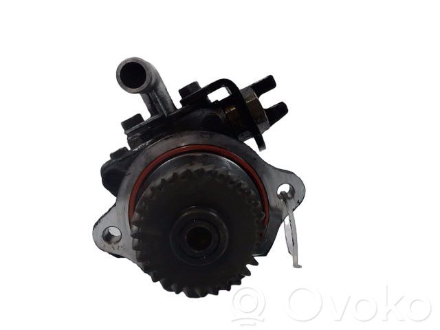 Nissan Terrano Ohjaustehostimen pumppu 