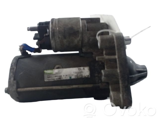 Motor de arranque   5802AE,020244,101391,101391V,10439747,106418,11090062,11439747,12004,12417794971,12417803514,12417805098,14130057,14130074,253446,300057112,3100,3110069K00,33275N,438189,458237,4857D,5802AE,5802AF,5802AFP,5802AG,5802AGC,5802CE,5802X4,60151650,60151651,60800420,726890,88213233,910085,943213911010,9646694080,9662854180,966285418000,966285418002,9664854180,A77880,AEY2275,BST2657,CS1391,CST15165AS,CST15165GS,DRS0085,EF15800,LRS02275,MSQ0260,PRSW314,RE83604N,S3057,ST1578,STRW314,SVA165,SVA165A,TC9073,TS22E26