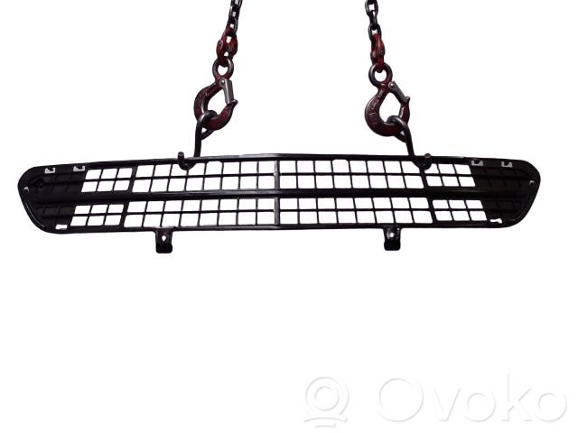 Chevrolet Cruze II Front bumper lower grill 