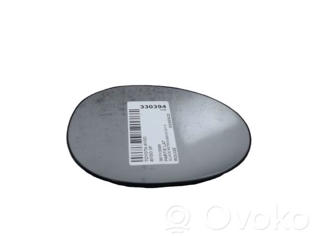 Toyota Aygo AB10 Wing mirror glass 