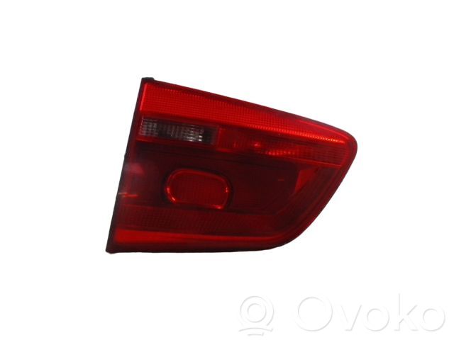 Volkswagen Touran II Lampy tylnej klapy bagażnika 