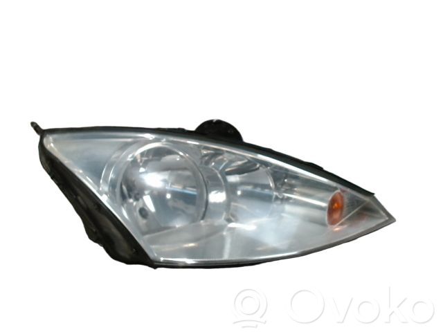 Ford Focus Lampa przednia 