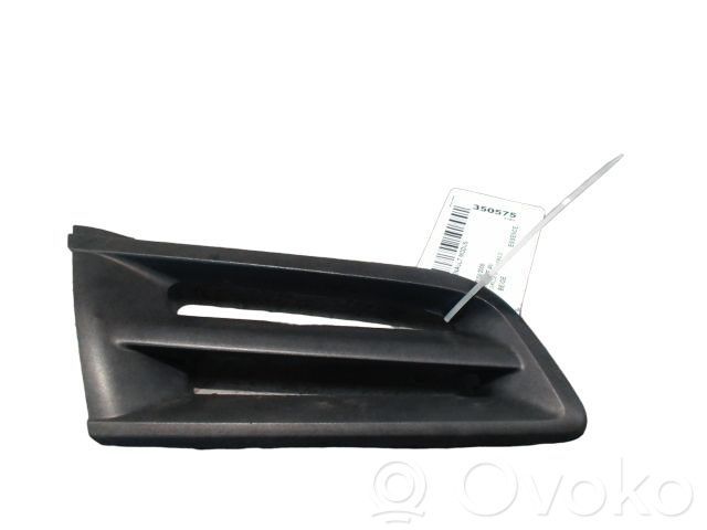 Renault Modus Front bumper upper radiator grill 