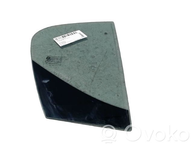 Opel Corsa E Rear vent window glass 