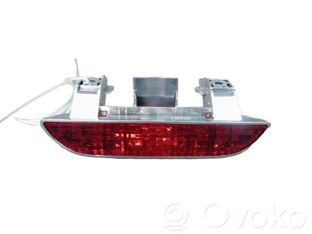 Dacia Spring Third/center stoplight 