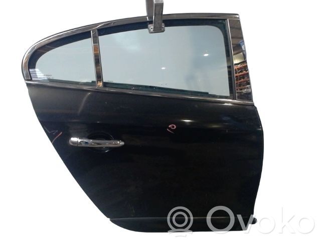 Puerta trasera   821009100R,821009100R