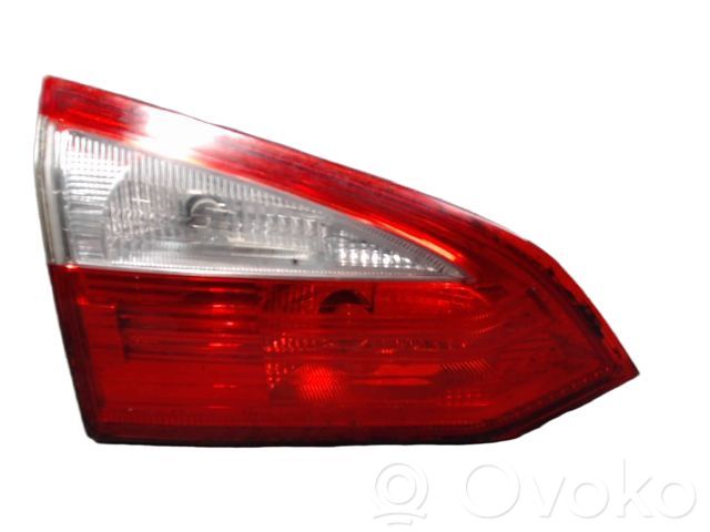 Lampy tylnej klapy bagażnika   1775999,1418697,170410162,1709972,1715141,1775999,1946927,BM5113A603DB,BM5113A603DC,FD4284172