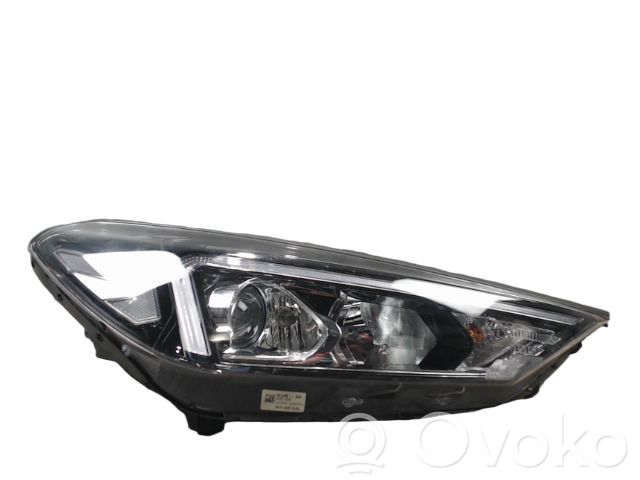 Hyundai Tucson TL Lampa przednia 