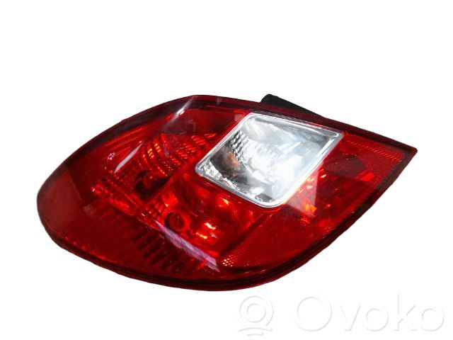 Lampa tylna   93190950,043391,100087120,1111432012,11114320121,1222138,1222534,16531436,1814291,2211421,3750933,422065,42413054,4421954LUE,50240713,50240713A1,55578715,93189098,93190950,OP0344174,OP0344174CZ