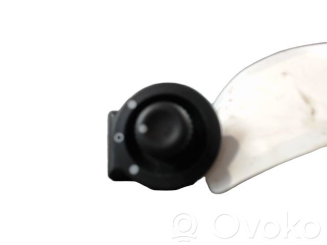 Wing mirror switch   255704649R,255704649R,32041,8200214919