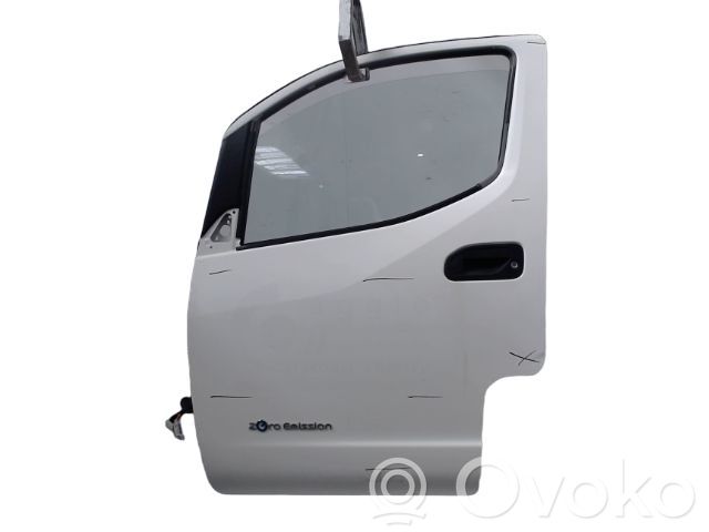 Nissan NV200 Puerta delantera 