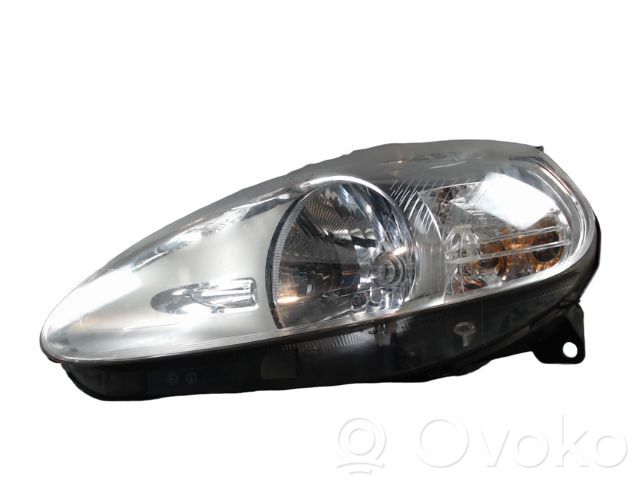 Fiat Grande Punto Faro/fanale 