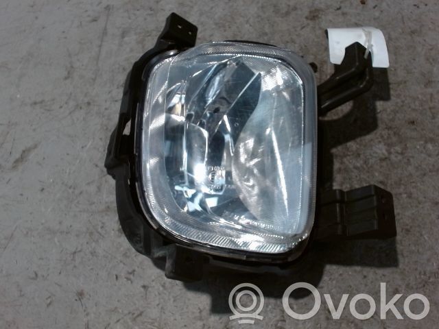 KIA Carens III Feu antibrouillard avant