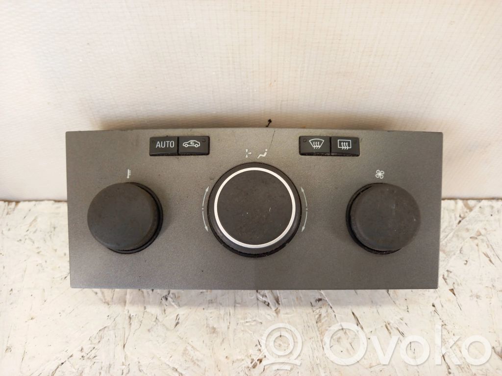Opel Astra H Panel klimatyzacji 