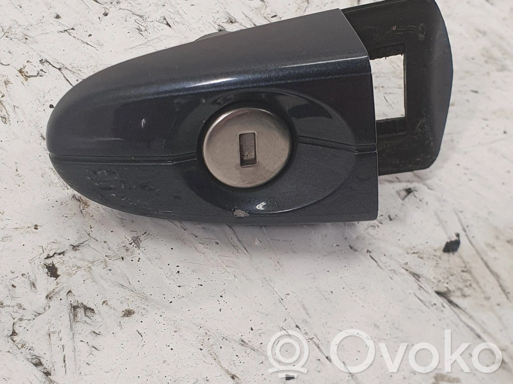 Ford Mondeo MK IV Front door lock (next to the handle) 