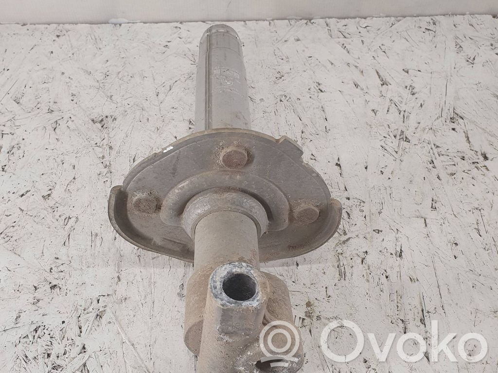 BMW 5 E39 Soporte de montaje del parachoques trasero 