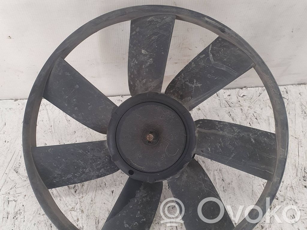Volkswagen Vento Elektryczny wentylator chłodnicy 