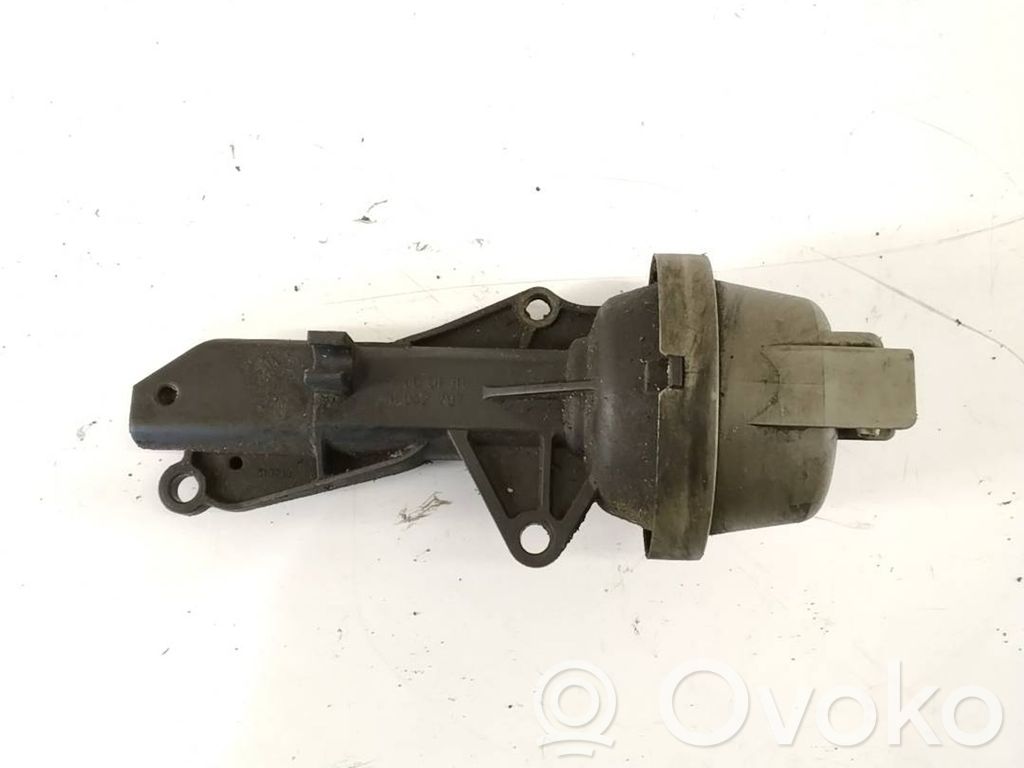 Volvo V50 Vacuum valve 