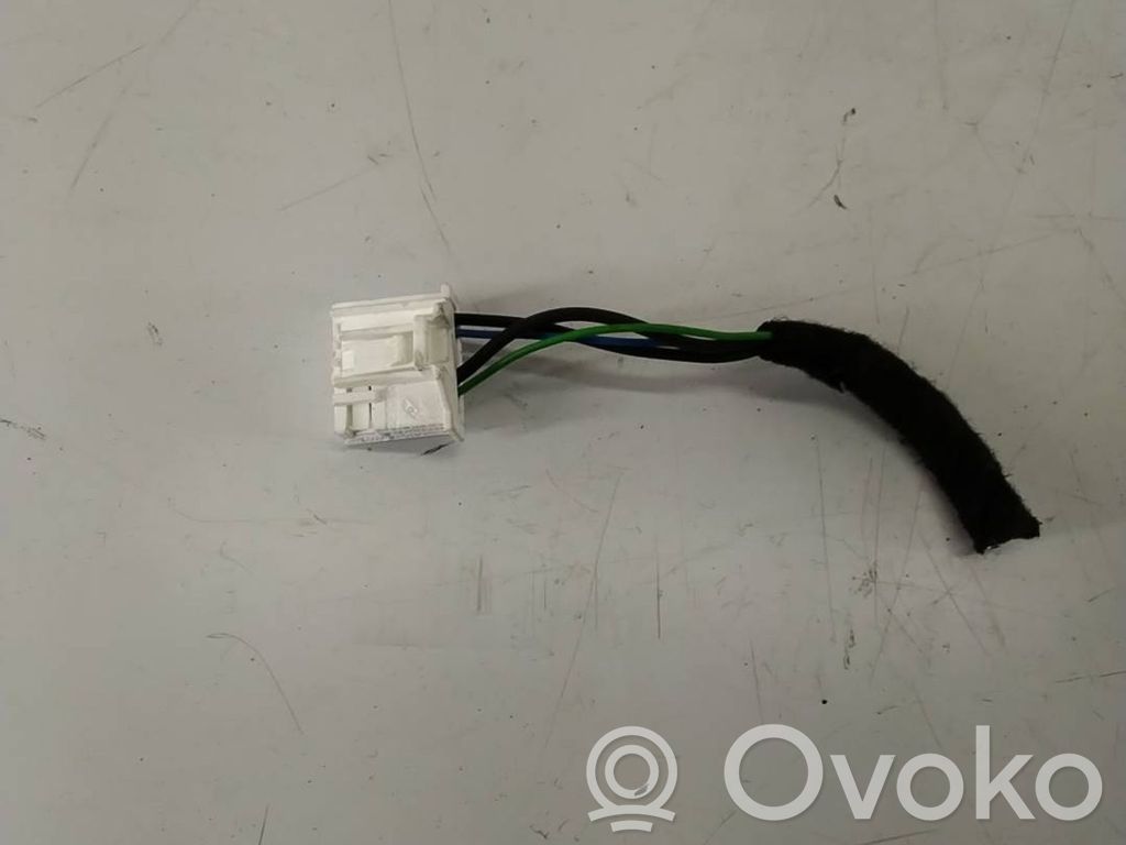 Otros cableados   6Q0972706B,4FA201178