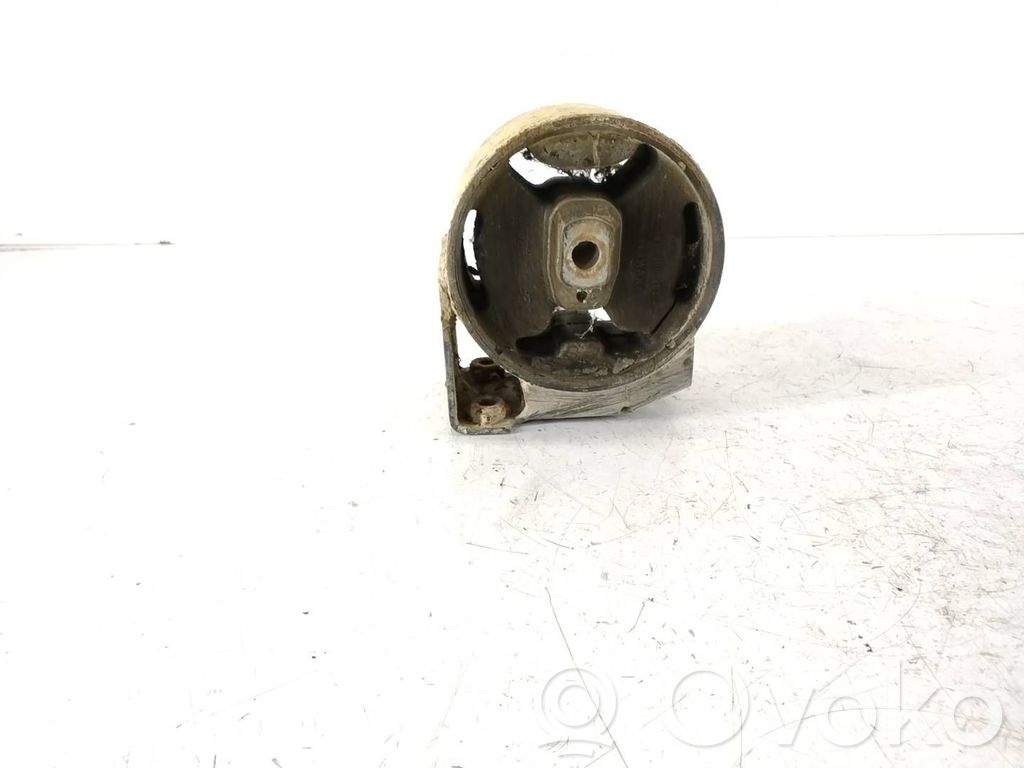 Volkswagen Golf II Engine mount bracket 