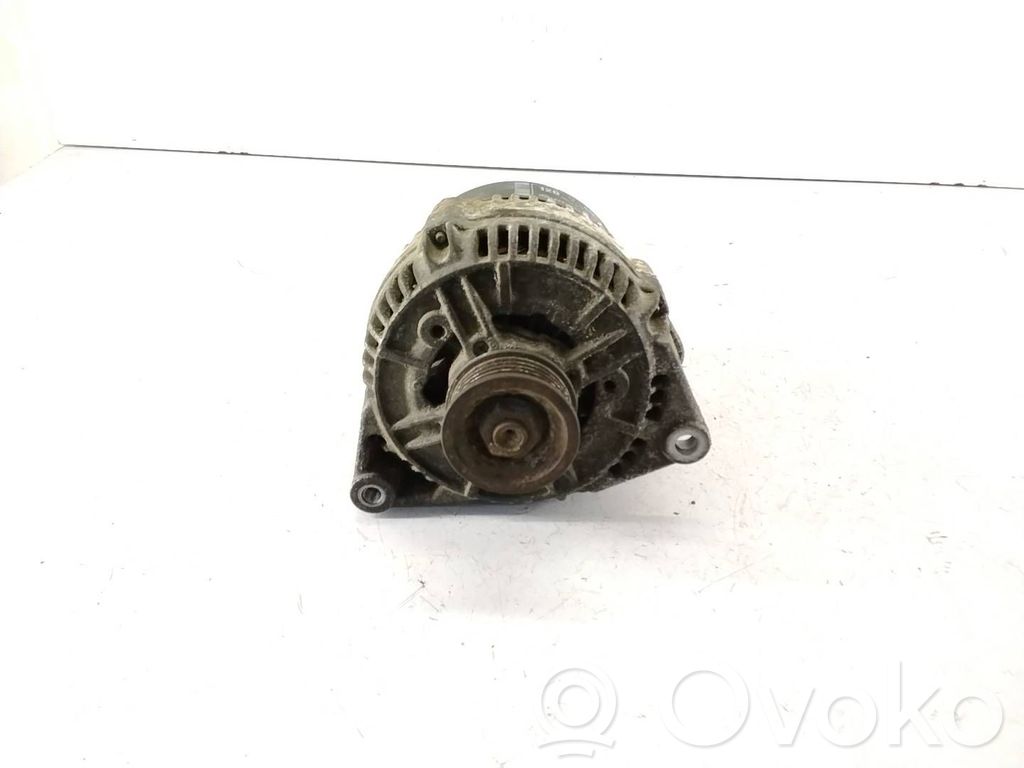 Audi A4 S4 B5 8D Generator/alternator 