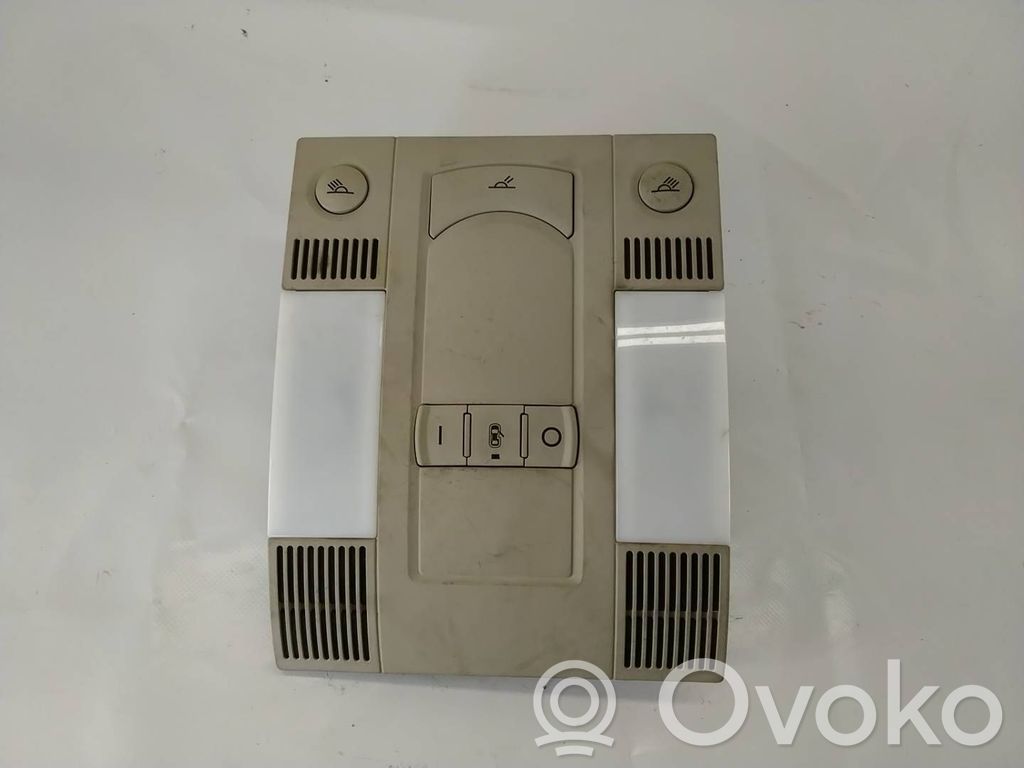Éclairage lumière plafonnier avant   4E0910135A,4E0947097AK,4E0907135A