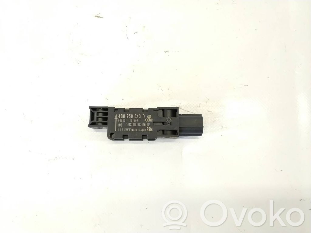 Czujnik uderzenia Airbag   4B0959643D,020831,0831101107