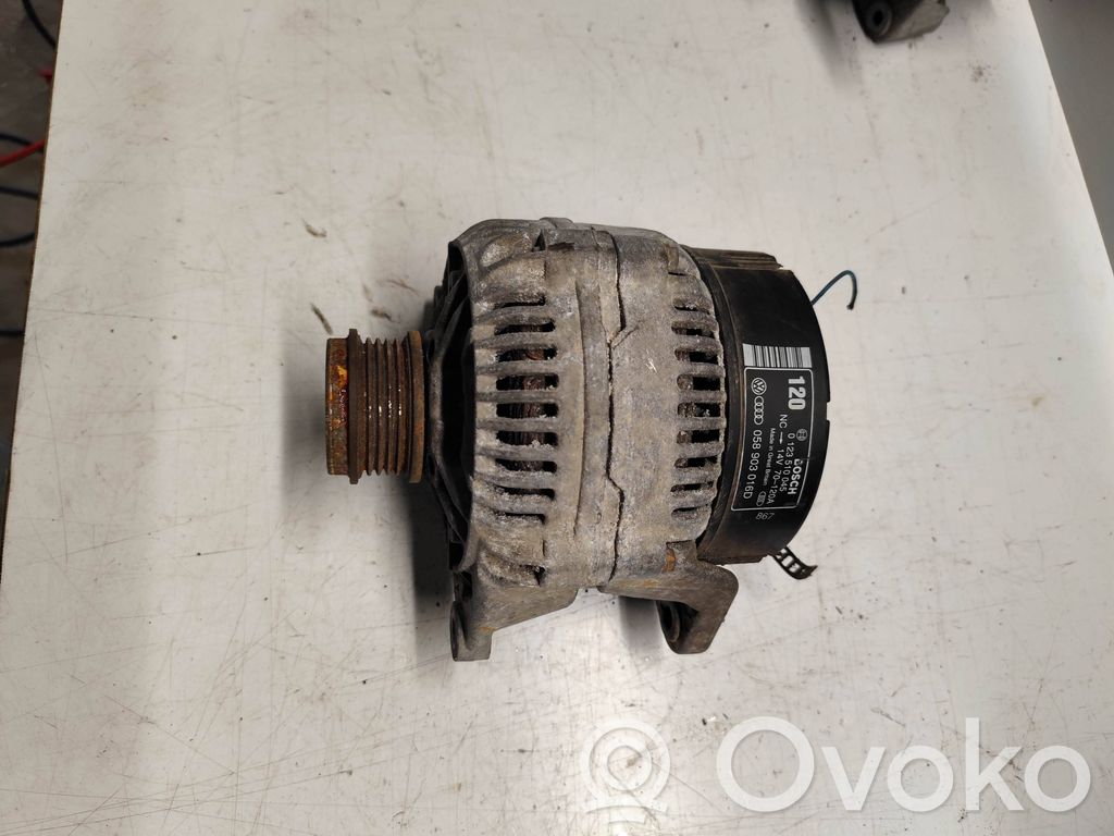 Audi A4 S4 B5 8D Ģenerators 