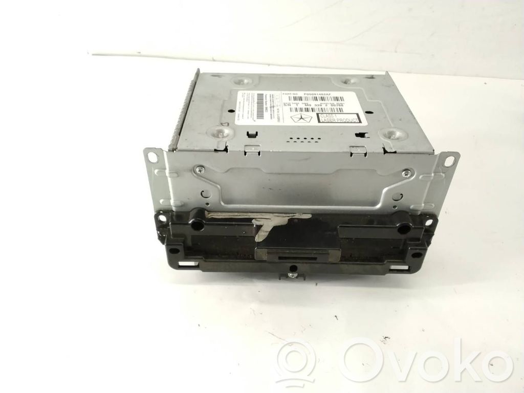 Fiat Freemont Radio/CD/DVD/GPS head unit 