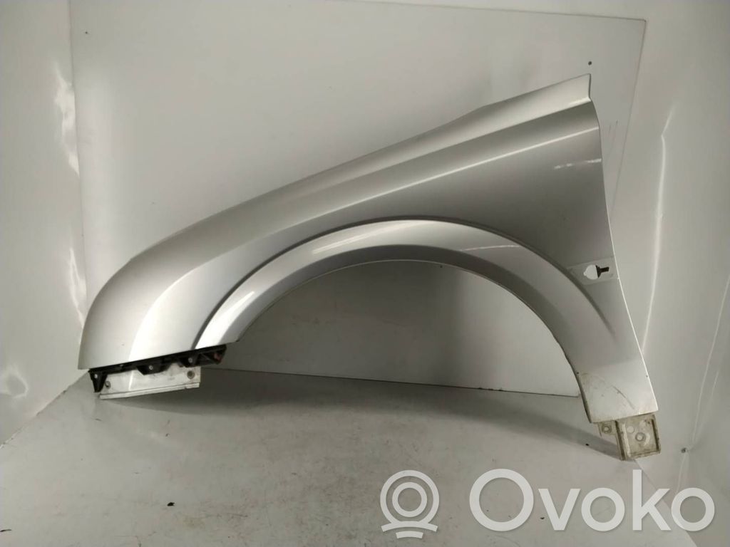 Opel Vectra C Sparnas 