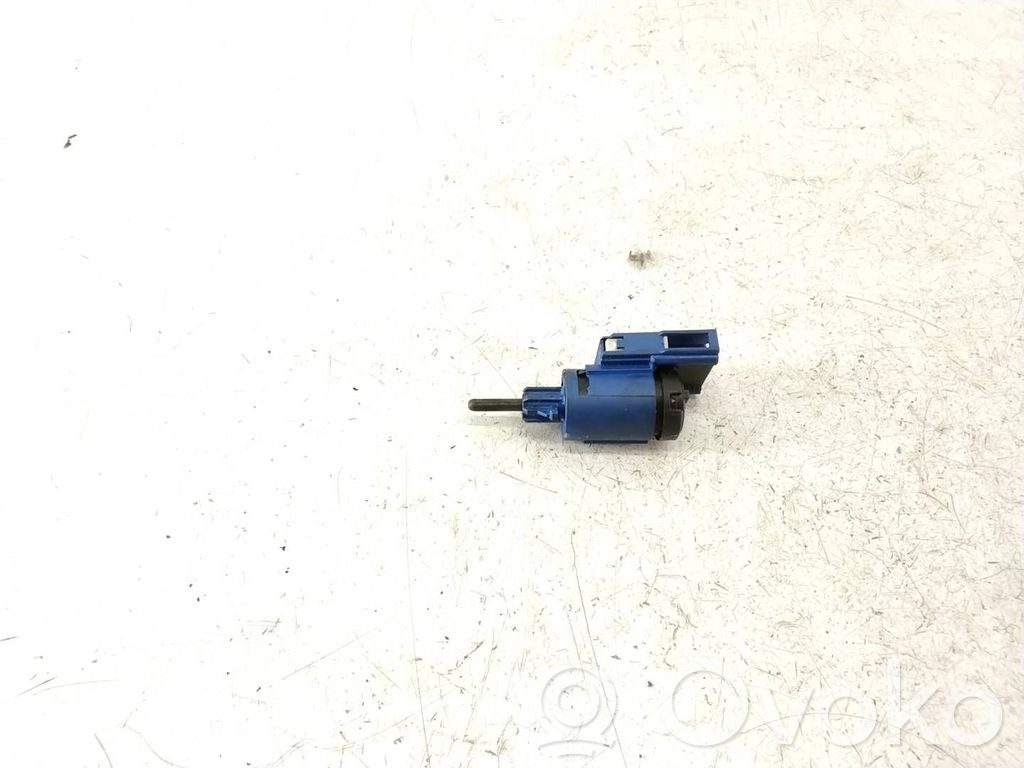 Volkswagen Golf IV Brake pedal sensor switch 