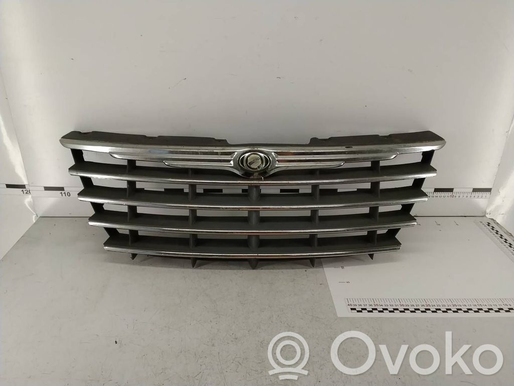 Chrysler Voyager Atrapa chłodnicy / Grill 