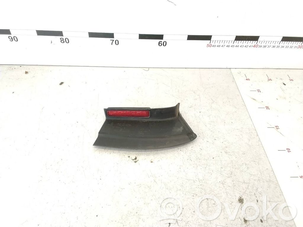 Volkswagen PASSAT B6 Reflector spate 