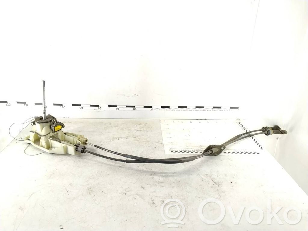 Volvo S60 Gear shifter/selector 