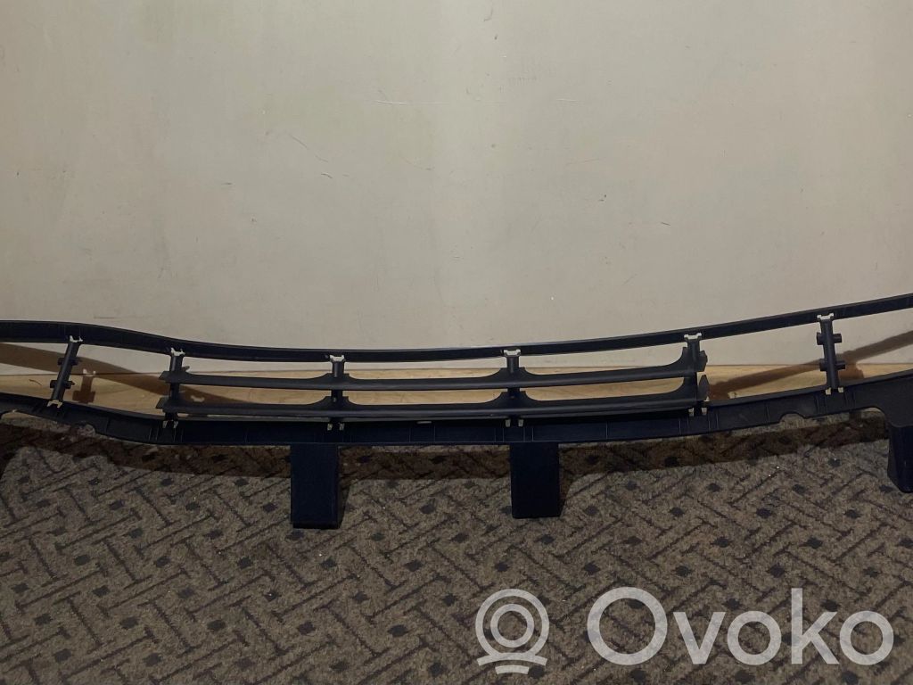 BMW 3 E90 E91 Front bumper mounting bracket 