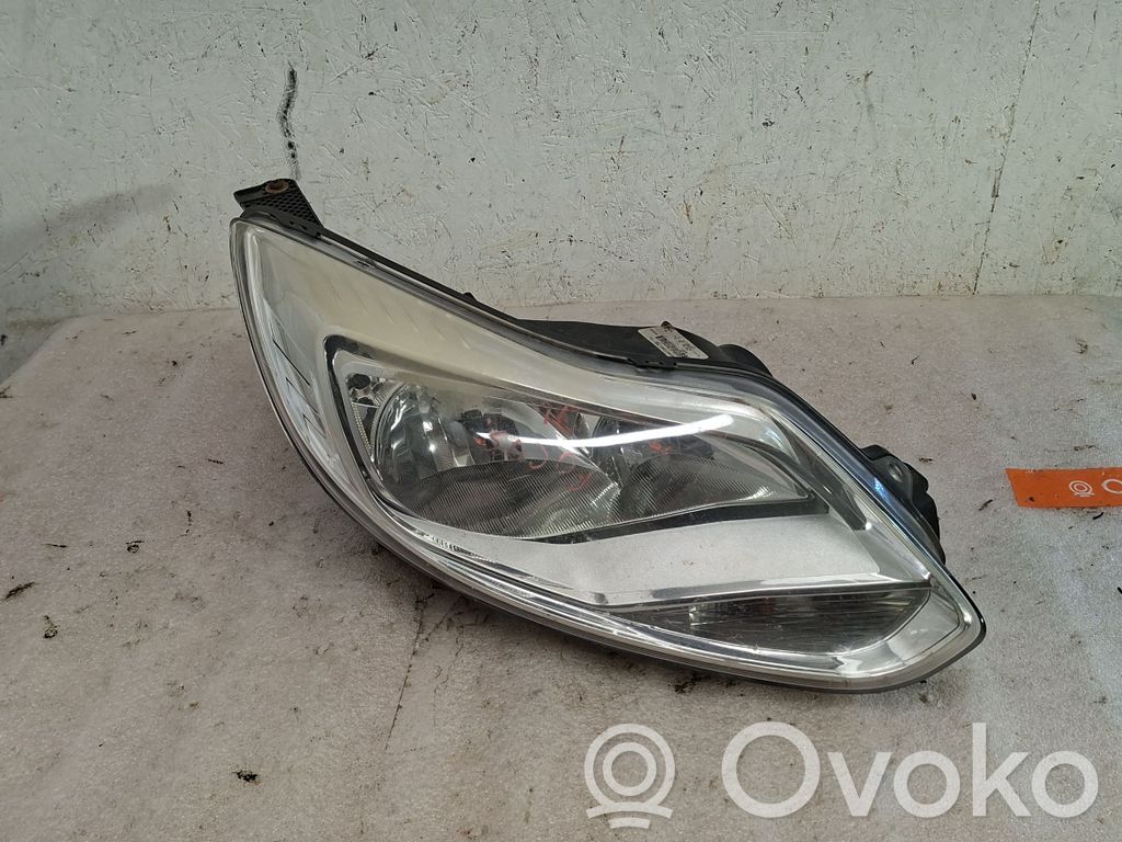 Ford Focus Phare frontale 