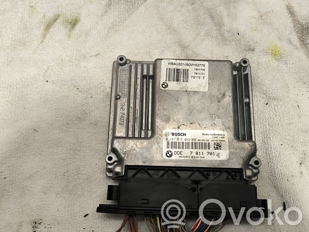 BMW 1 E81 E87 Engine control unit/module 